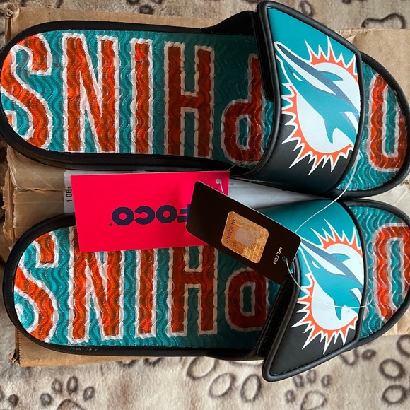 Men’s Miami Dolphins Slides - New with tags - Picture 1 of 3